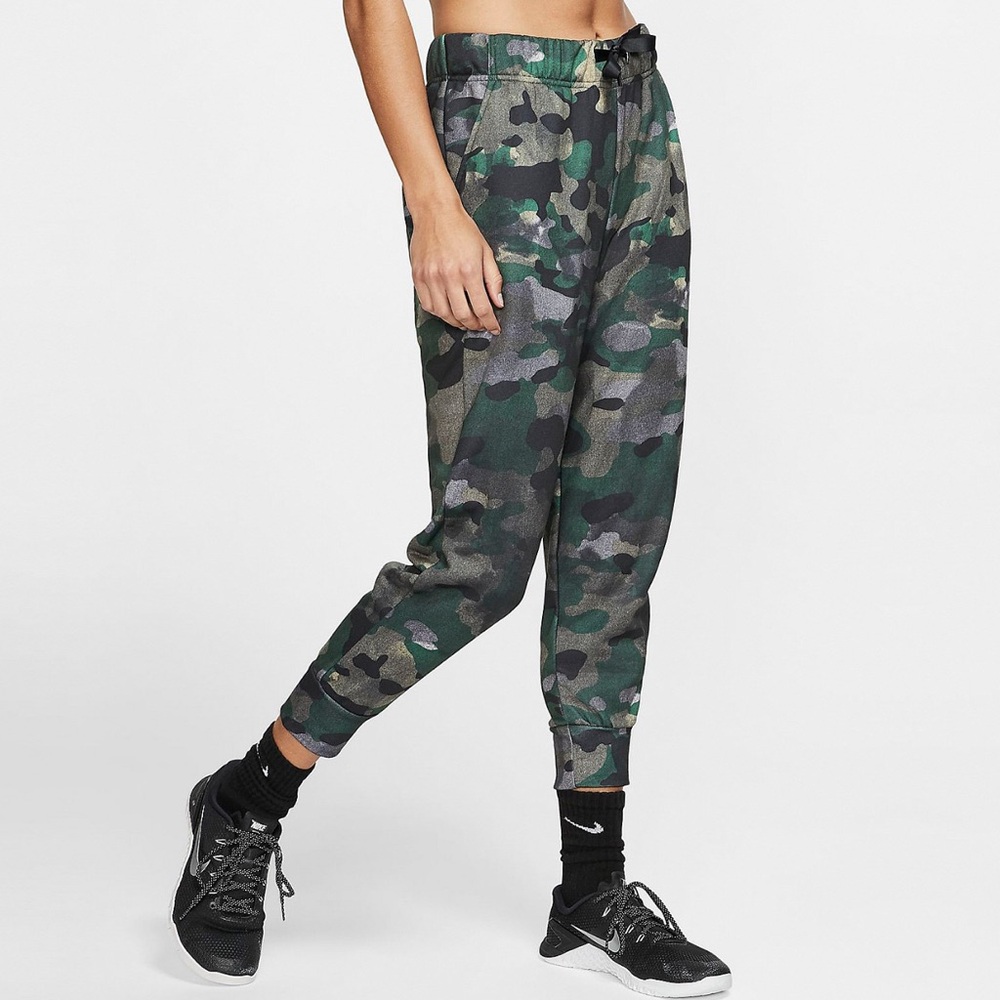 Nike Dri-FIT Camo Joggers 7/8 Training Pants Green Black Size S